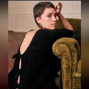 Aurette Sweater (XS) in Black